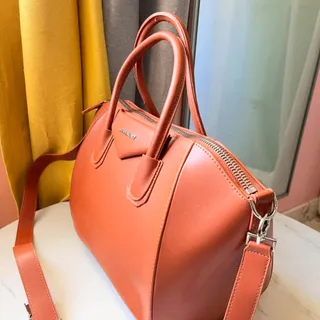 کیف برند givenchy