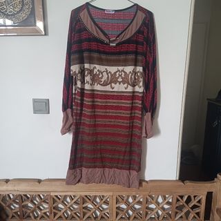 ساحلی زنانه