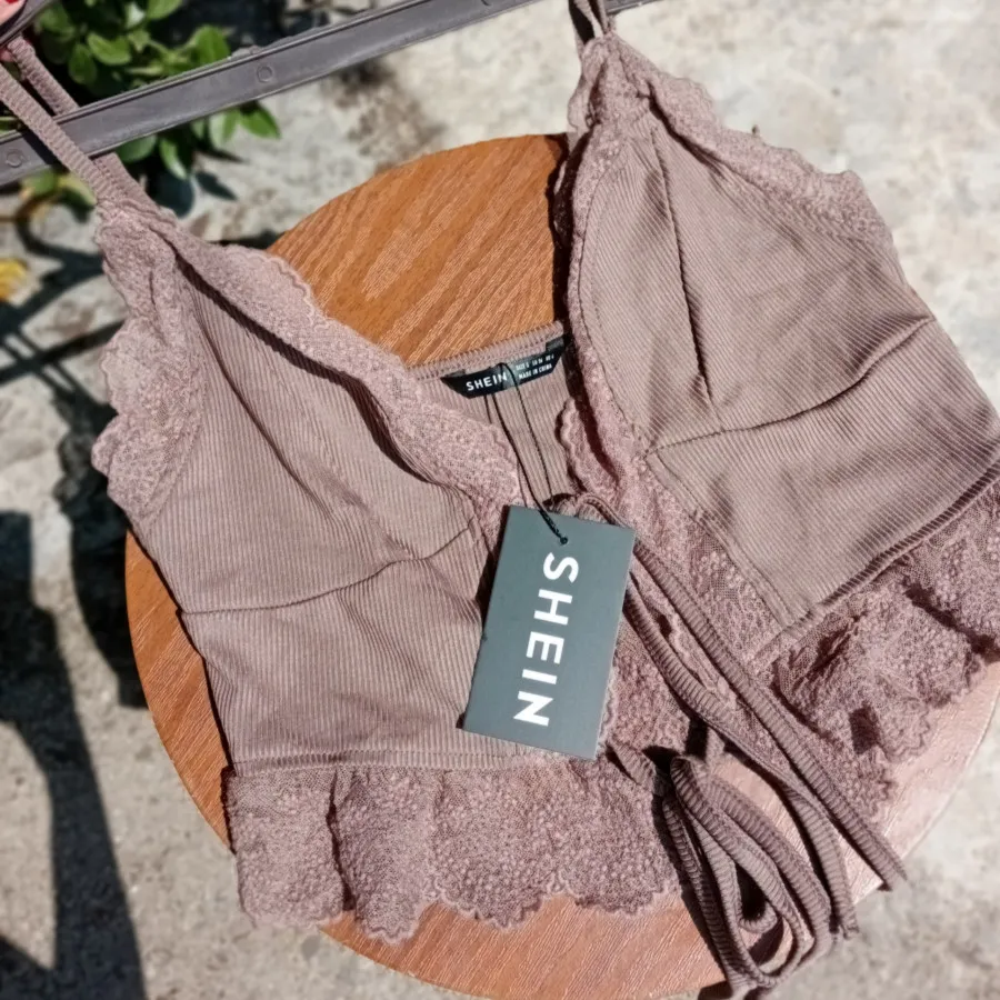 کراپ تاپ کبریتی شین