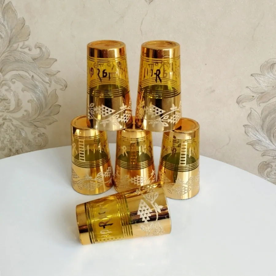 استکان طلایی قدیمی