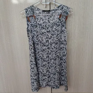 پیراهن نخی گل گلی خنک