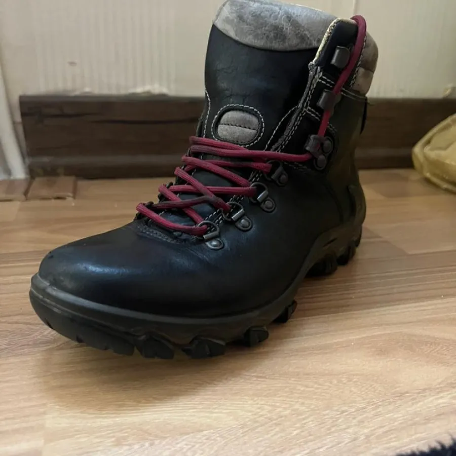 پوتین ecco (اکو) سایز 36