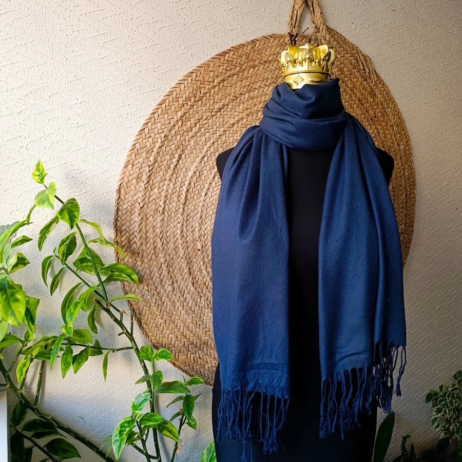 شال سورمه ای