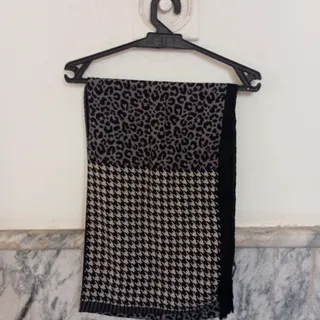 شال نخی منگوله دار