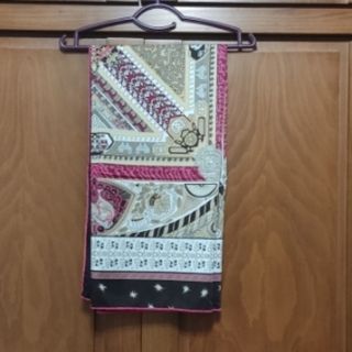 روسری ساتن