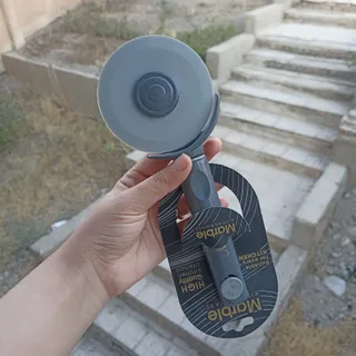 پیتزا بر ماربل