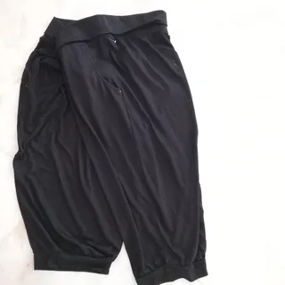 شلوارک زنانه