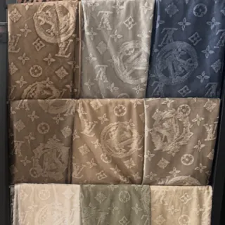 شال مجلسی LV