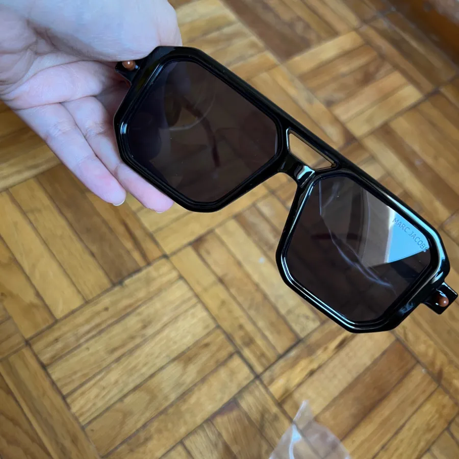 عینک آفتابی