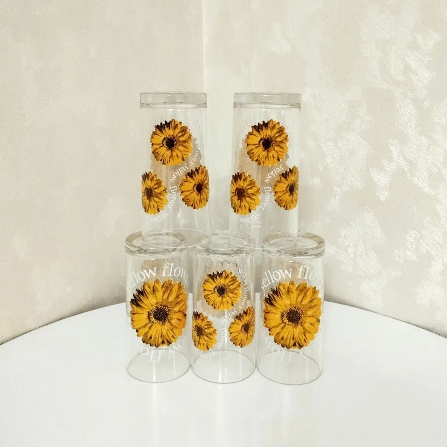 لیوان ایتالیایی