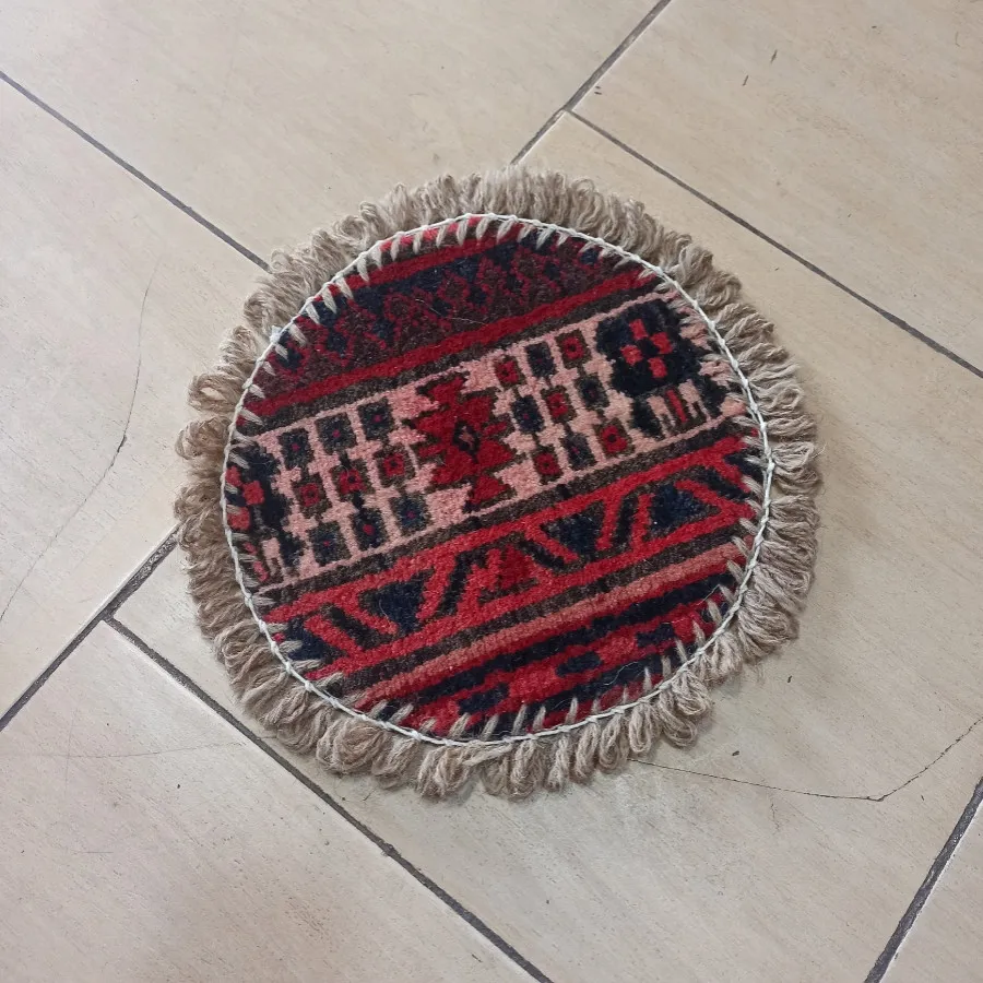 فرش روی صندلی