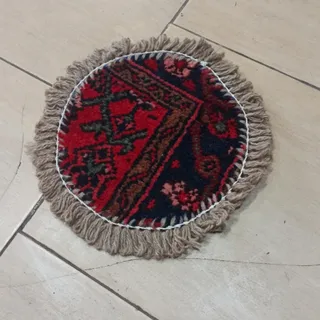 فرش روی صندلی