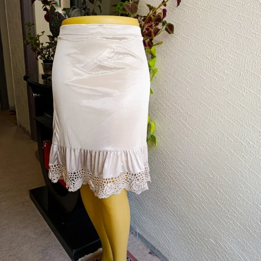 دامن زیبا وشیک