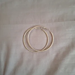 گوشواره های رنگ ثابت