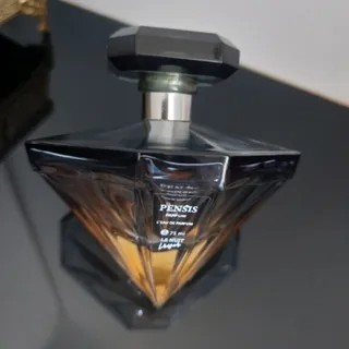 ادکلن penesis
