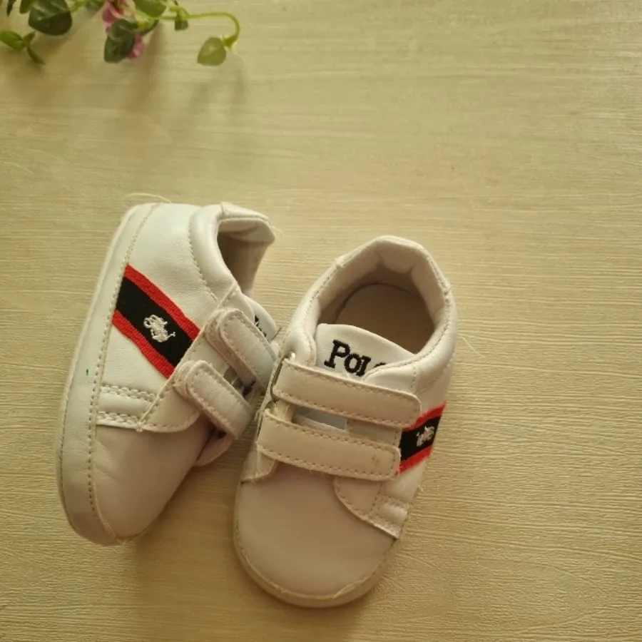 پاپوش نوزادی