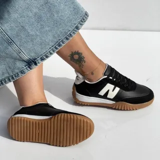 کفش کتانی نیوبالانس