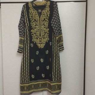 پیراهن بلند یا کورتا