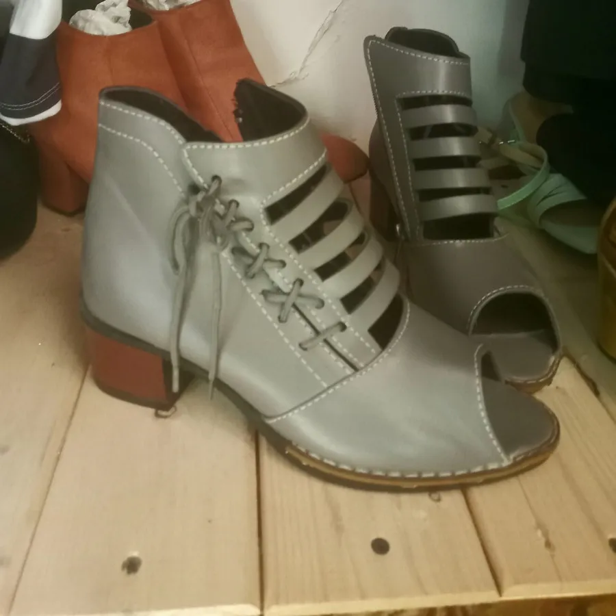 کفش صندل طوسی  مجلسی