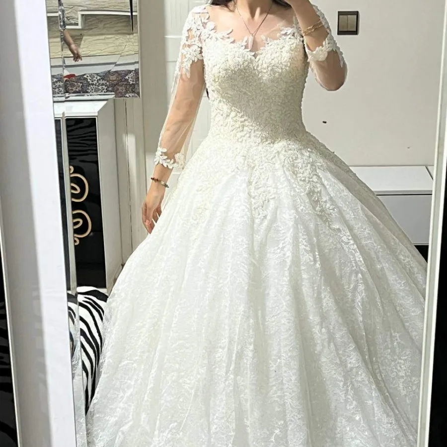 لباس عروس  کاملا نو