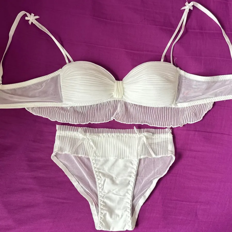 ست لباس زیر عروسکی