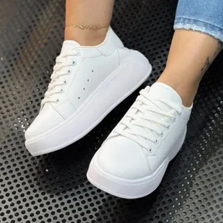 کفش کتانی شیک و جدید