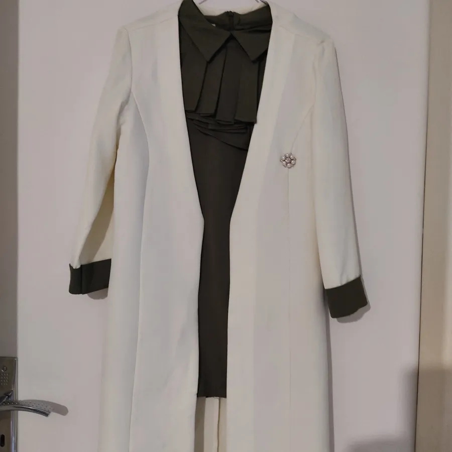 مانتو و شومیز