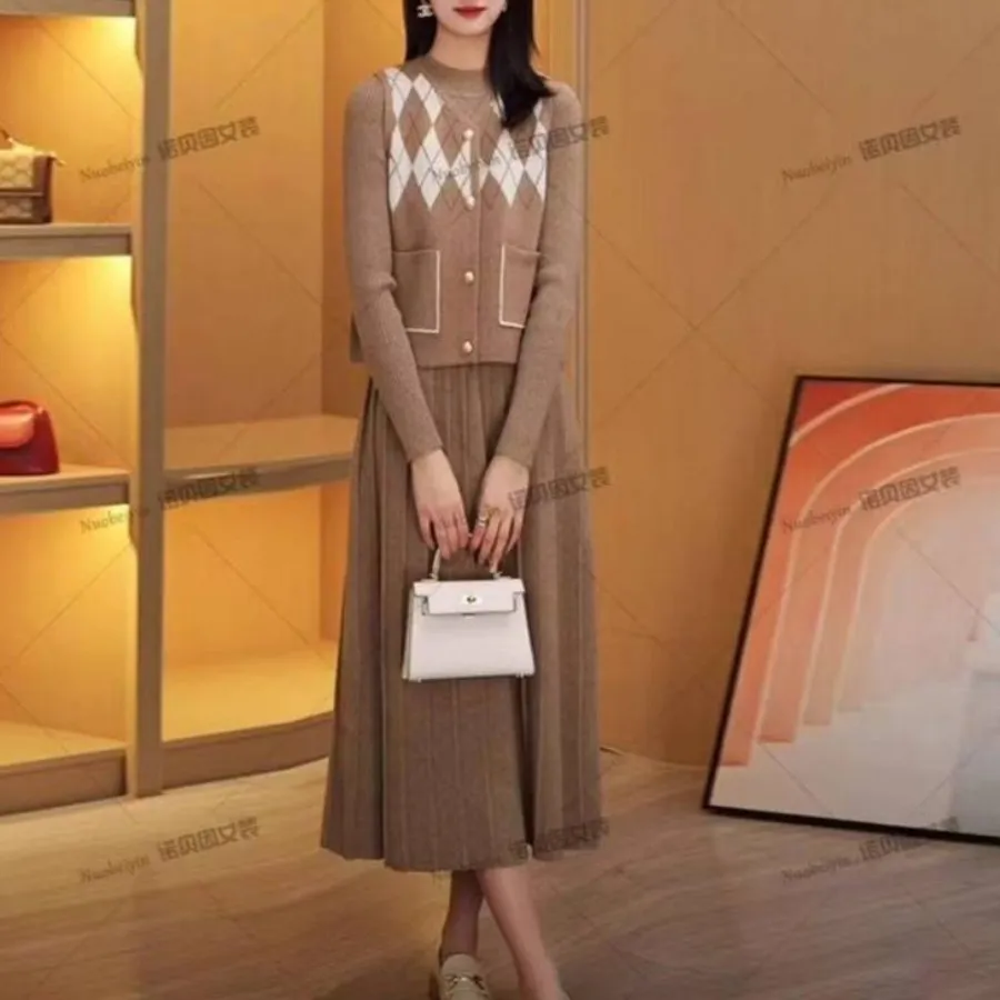 پیراهن دوتیکه بافت گرم