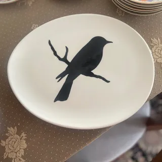 شیرینی خوری