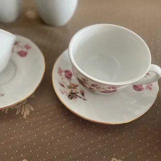 ست فنجان و نعلبکی