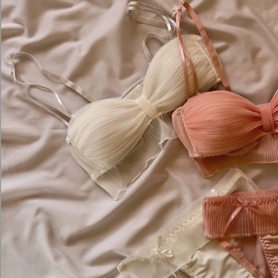 ست لباس زیر عروس