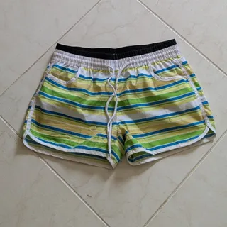 شلوارک ورزشی