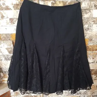 دامن ترک دار