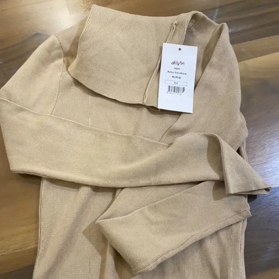 پلیور یقه اسکی