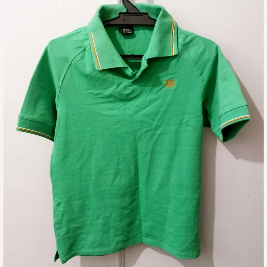 پولوشرت سبز