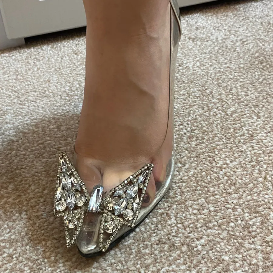 کفش سیندرلایی