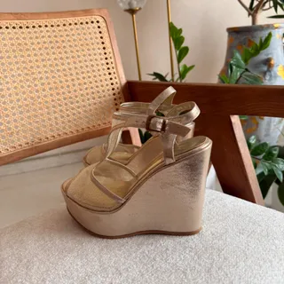 سندل پاشنه یه تیکه