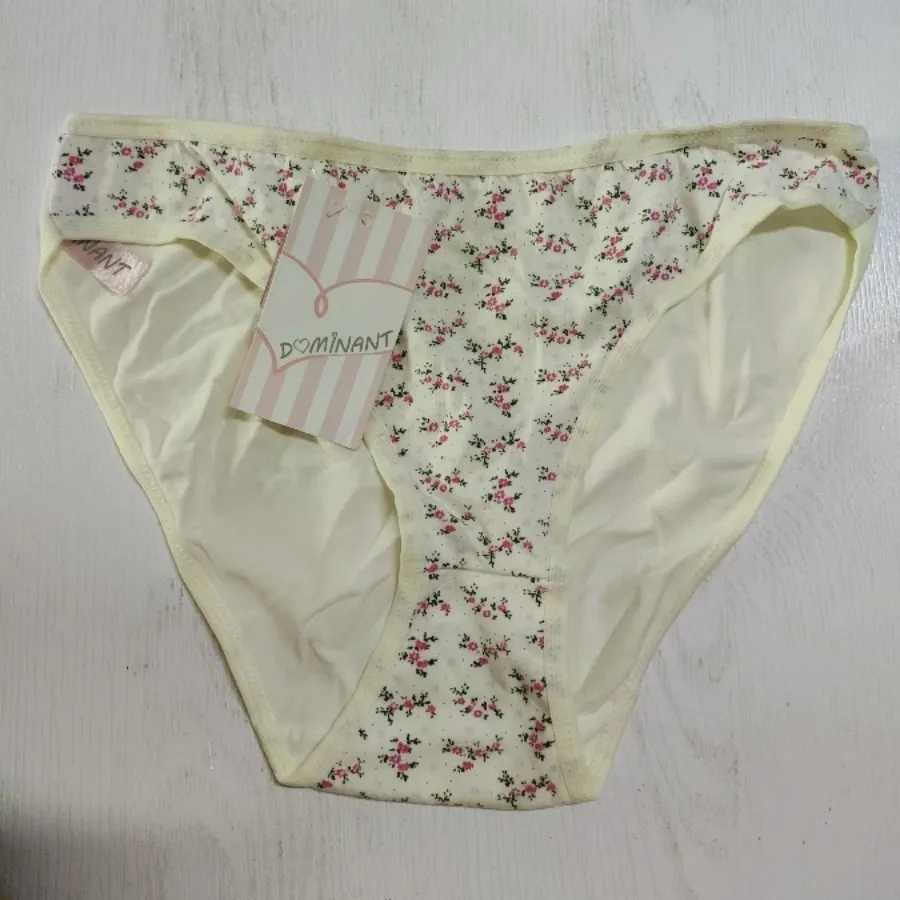 لباس زیر زنانه