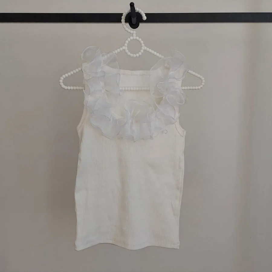 تاپ یقه توری