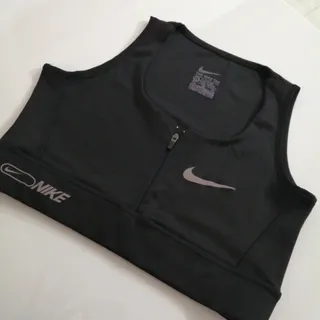 نیم تنه ورزشی