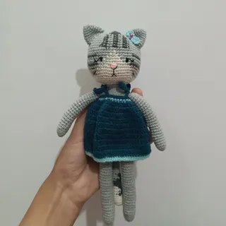 عروسک بافتنی