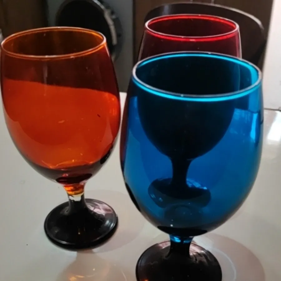 گیلاس خوری تزیینی