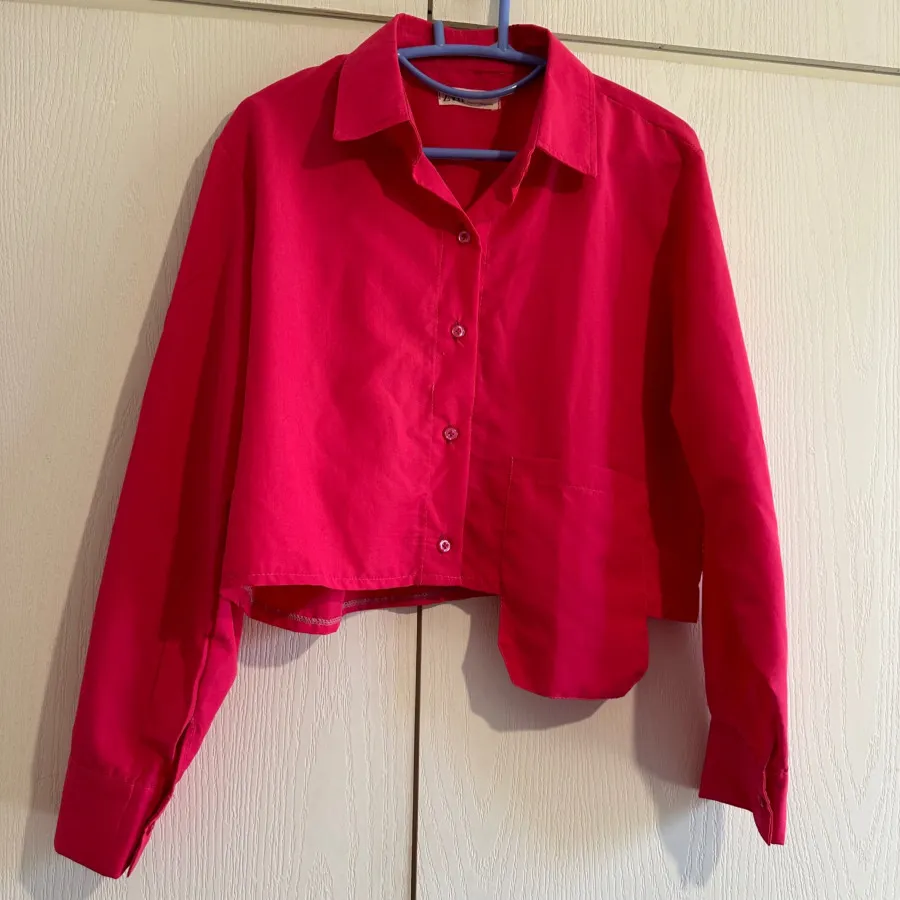 شومیز نخی دکمه دار