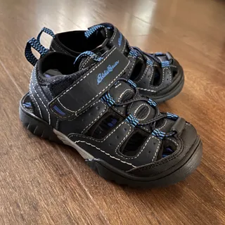 صندل بچگانه