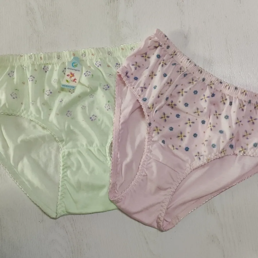 لباس زیر زنانه