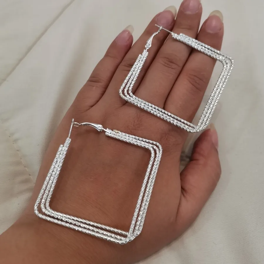 گوشواره نقره ای بزرگ