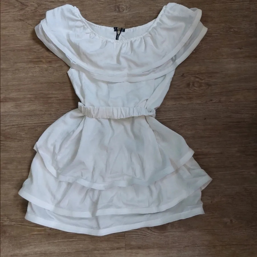 پیراهن کوتاه