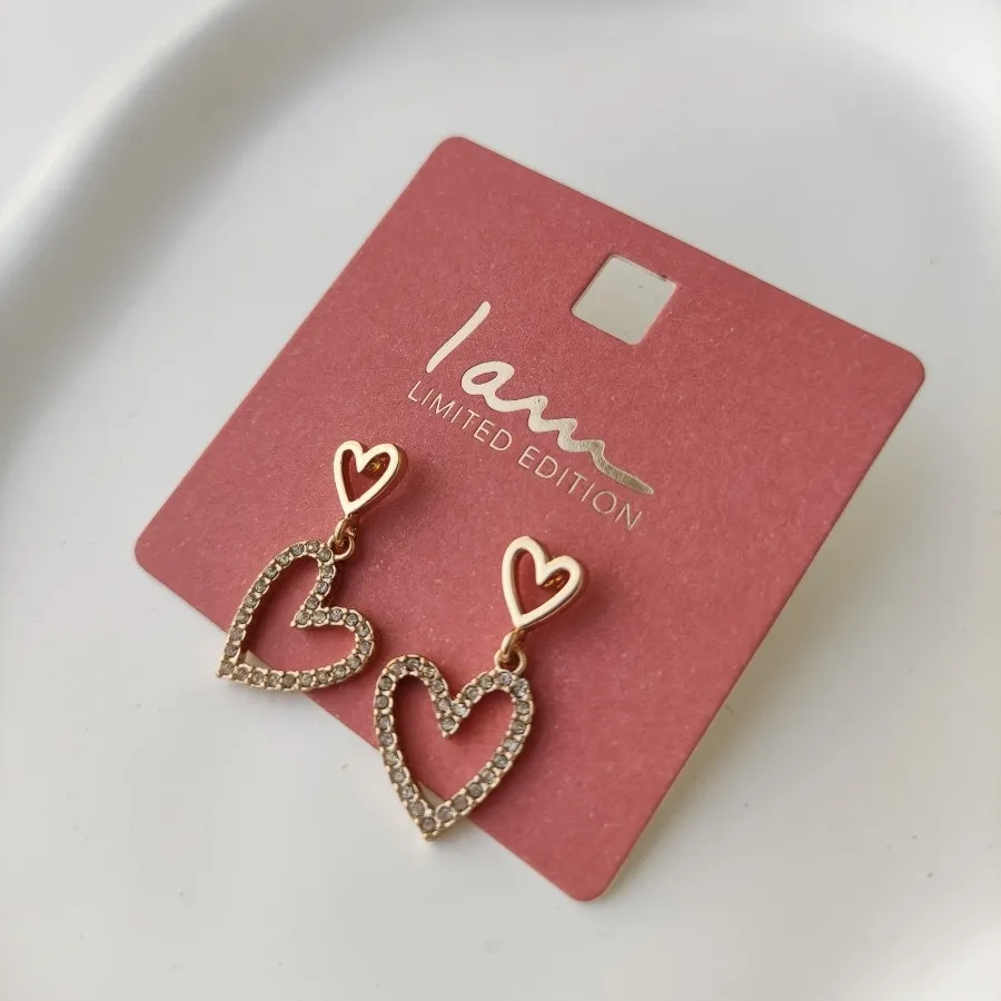 گوشواره قلبی نگینی آلمانی