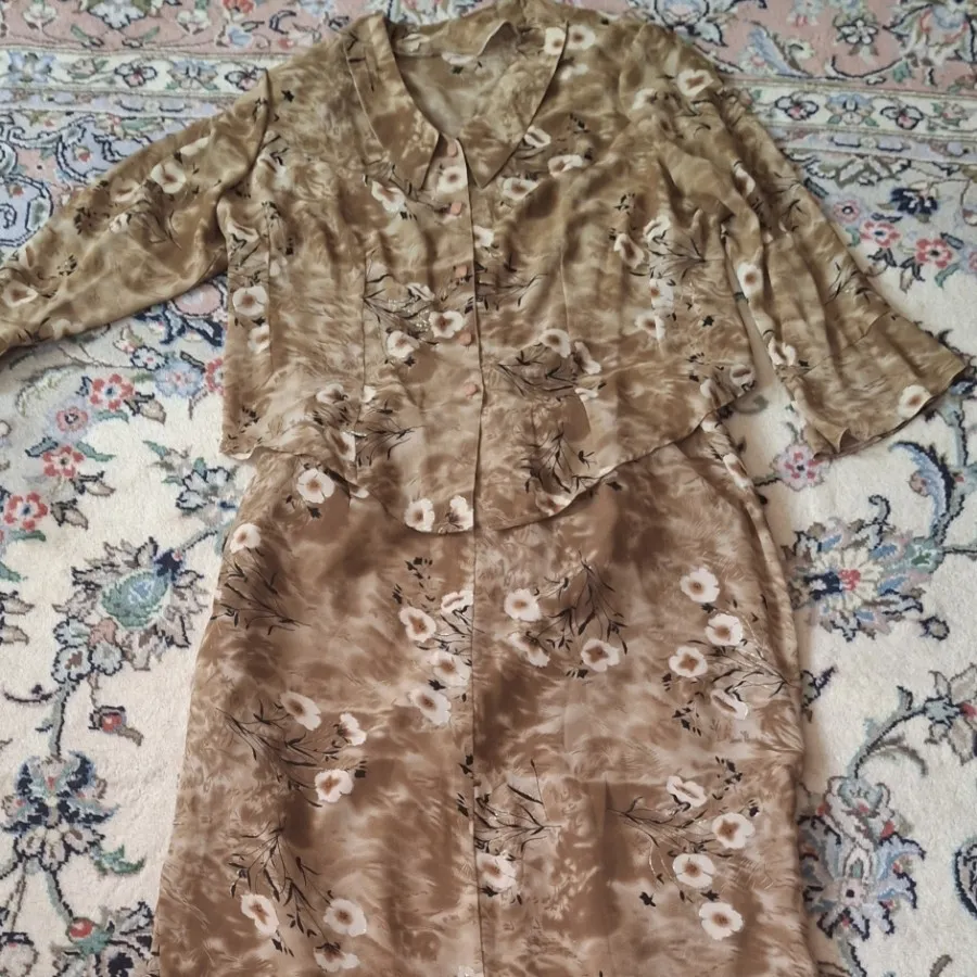 کت و دامن بلند