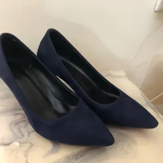 کفش سورمه ای نبوک